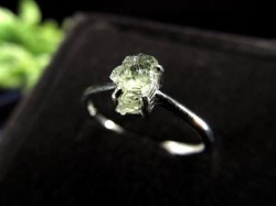 リング アクセサリー 隕石 モルダバイト ナチュラルグラス