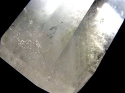 水晶 ファントム水晶 ポイント クリスタル 山入り水晶