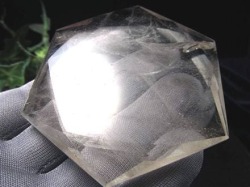 アイリスクォーツ 虹入り水晶 ヘキサゴン 六芒星 レインボー水晶