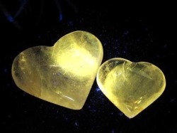 パウエライト アメジスト 紫水晶 浄化 2月の誕生石 ハート タンブル