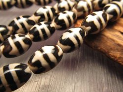 アゲート天珠連