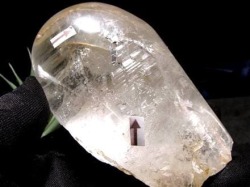 水入り水晶 エレスチャル 原石 置物 エンハイドクォーツ