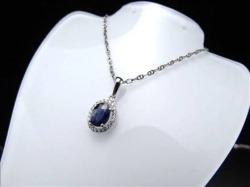 サファイア 宝石 9月の誕生石 ペンダント アクセサリー