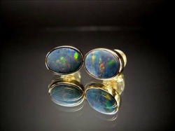 ピアス