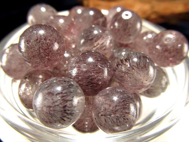 ☆1珠売り☆激レア！透明感あり☆黒メタリックな輝き☆ブラックゲー 