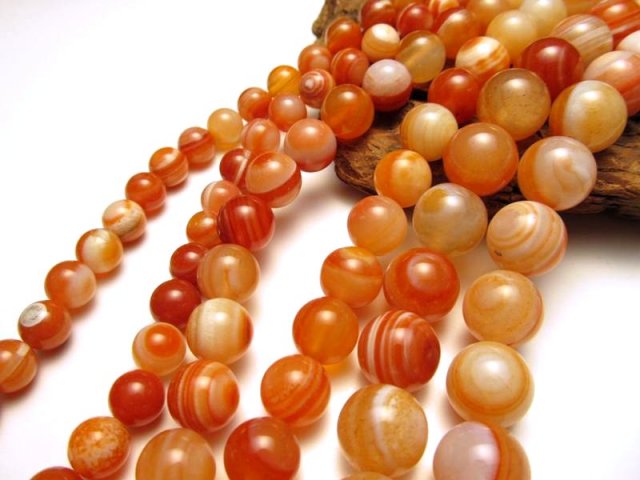 ☆特選一連☆夫婦の幸福♡結婚運の象徴【約84cm◇サードオニキスさざれ