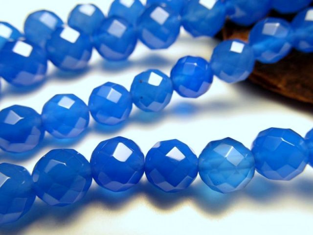 ☆一連☆ブルーアゲート【青瑪瑙】☆64面カット☆