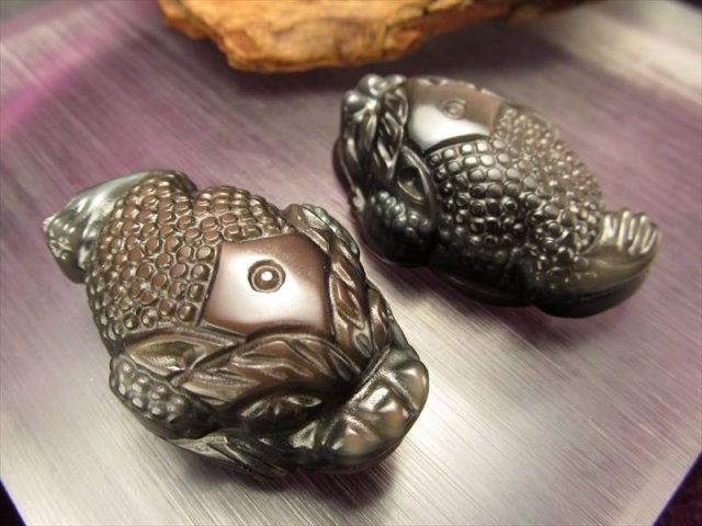 黒曜石三本脚錢蛙 オブシディアン 銭蛙 3.1kg / 三本脚の蛙｜天然石 通販のキラリ石