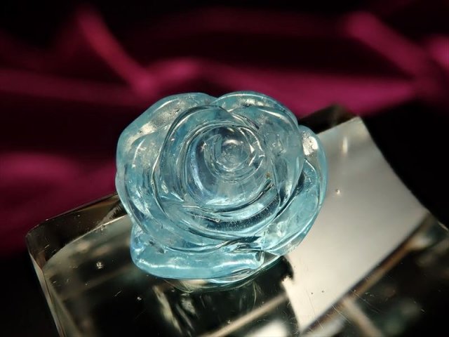 高品質潤艶アクアマリン薔薇彫り☓希少アクアマリンヘマタイト共生