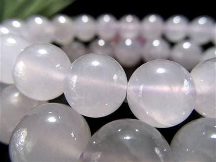 当店限定商品】極寒の地から生まれた「幻のクォーツ」◇ミルキータイプ