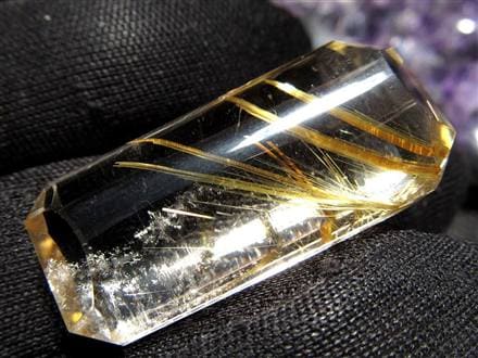 ☆縁起の良い末広がり形状☆超透明＆房状ゴールドルチル☆言わずと知れ