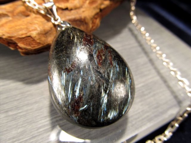 ☆希少石☆ブルー＆ゴールドの輝き☆独特な色合いと異彩を放つ輝き☆1