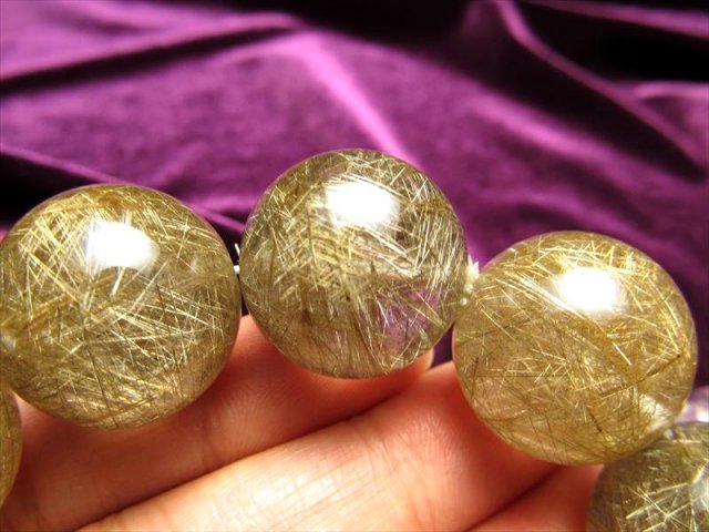 ☆1珠粒売り☆迫力の大珠！☆お買い得・透明ご抜群☆超透明