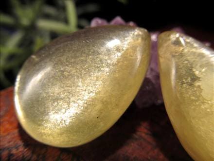 ☆流通量極少超希少石！☆華やかな金色の輝き☆天然金雲母☆魔
