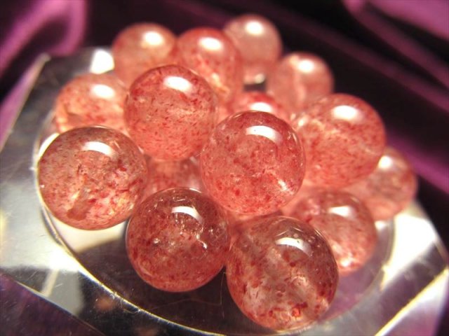 ☆1珠売り☆透明感抜群タイプAAAAA☆幸福感を得る石☆ピンクエピドート