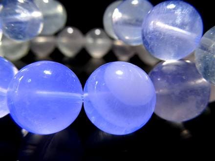 ☆希少蛍石を超お買い得価格で！☆蛍光フローライト☆淡く儚い優しい色