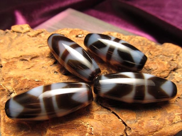 ◇女性にピッタリサイズ◇A至純天珠◇四線虎牙天珠(