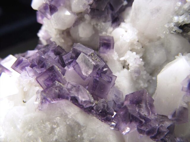 ✳️超綺麗✨極上の逸品✨神秘的な芸術品‼️✨マルチカラー フローライト 原石 天然石 ✳️超綺麗✨極上の逸品✨神秘的な芸術品‼️✨マルチ