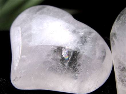 ☆天然水晶ハート彫り☆ぷっくりかわいいハート型クリスタル☆