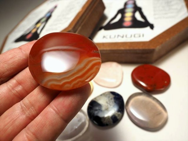 ☆豪華専用BOX付き☆天然石7種チャクラ対応☆1セット2980円☆7チャクラ