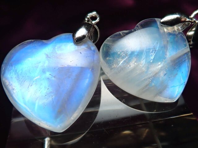 高品質 ムーンストーンハートNo.1647 ギラギラ ムーンストーン ハート型 | ハート型 | Crystals by Purely