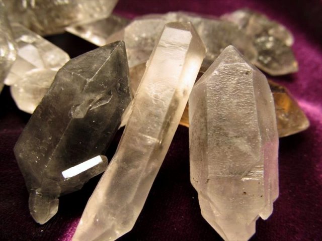 カイラス産 希少なエレスチャルポイント 【公式通販】