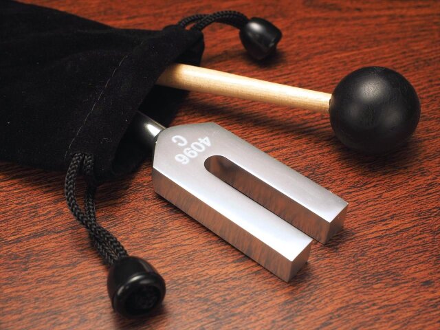 美品　パナソニック　クーガ　No.7 『RD-9801チューナー用クリスタル』付 ブルーレイディスクレコーダー新製品4Kチューナー内蔵ディーガ 2