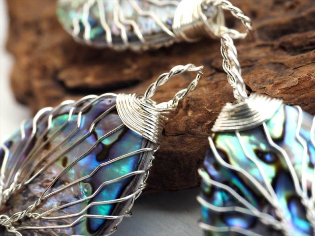 貝殻　ターコイズブルー　夜光貝　アバロンシェル K.IMAE Top Secret | IMAKATSU