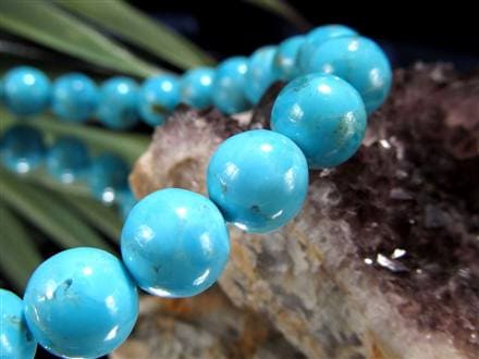 ◇極上ブルーのキングマン鉱山産◇歴史ある宝石の一つ◇天の神が宿る