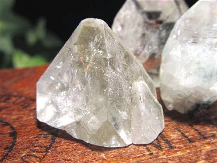 ◇厳選極上1点物◇麗しい結晶!!◇第三の目を開く◇強力な浄化の石