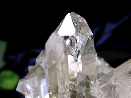 ◇産出量減少！入手困難な極上品質◇目を奪われる美しさを持つキング