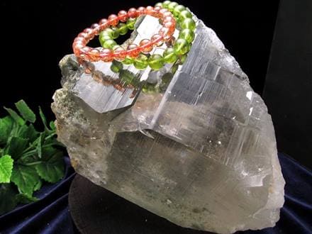 【匿名発送】マニハール産 クローライト付き水晶 マニハール産 ヒマラヤ 水晶 ゴールドルチル クローライト入り