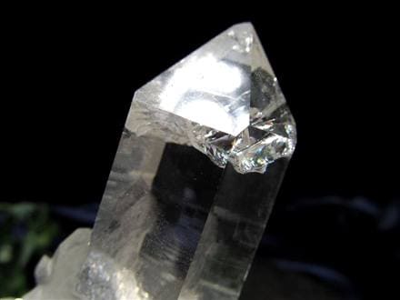 ◇産出量減少！入手困難な極上品質◇目を奪われる美しさを持つキング