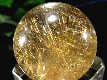 ☆ゴールドルチル入り！☆ヒマラヤ山脈の最高品質水晶スフィア☆希少な