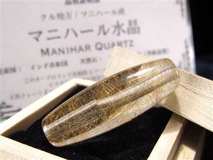 ☆ヒマラヤ山脈の最高品質水晶☆キングオブクォーツ！希少なマニハール 
