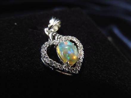 ☆極上遊色!!☆幸運を呼び込む石☆豪華ジルコニア装飾☆10月の誕生石  