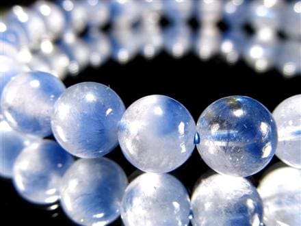 ☆青色多めタイプ☆知る人ぞ知る美しき希少石☆上品な瑠璃色☆思慮の石