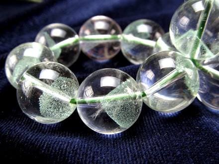 ◇緑の山並みを閉じ込めた水晶◇透明感抜群の極上ファントム◇昨日より