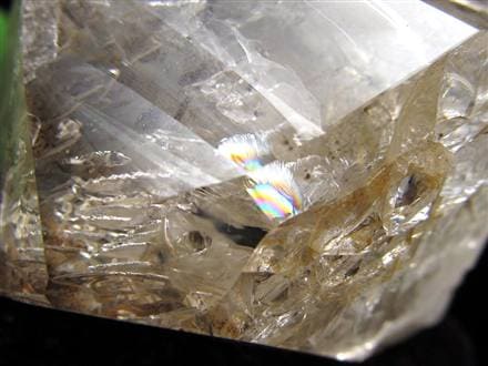 ◇たっぷり虹入り◇透明感高め！◇一つ一つ手作業による採掘です◇夢の