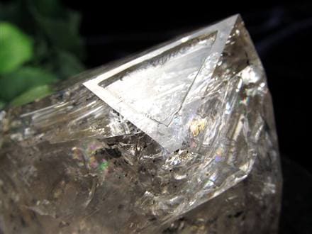 ◇たっぷり虹入り◇透明感高め！◇一つ一つ手作業による採掘です◇夢の