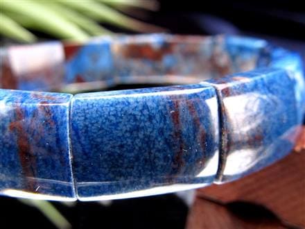 鑑別書付属】◇限定1点のみ！◇スギライト成分を含む稀少石◇青と赤の