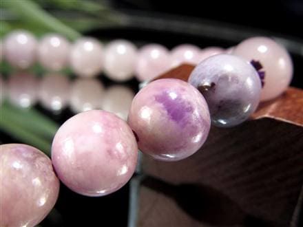 鑑別書付属】◇国内流通極少◇優しい紫と乳白の調和◇マンガン