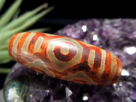 黒鳶赤紋　龍眼天珠　風化　ラス1 黒鳶赤紋 龍眼天珠 風化 ラス1 女性にピッタリミニサイズ 黒鳶赤