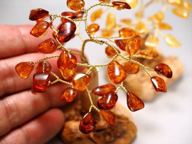 ◇フランス展示会商品◇天然琥珀◇風水やインテリアに◇2カラー