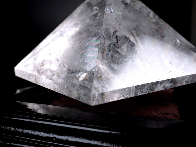 ◇秘蔵放出！貴重な逸品◇巨大！天然水晶ピラミッド◇大人気