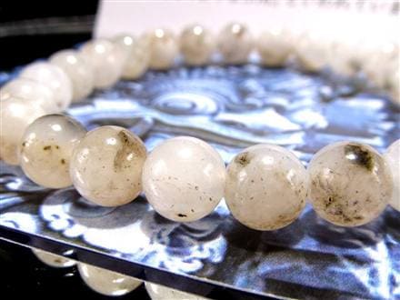 天然石　イジェン水晶　インドネシア産 4月の誕生石 ヒーリング 浄化 クリスタル 潜在意識 透明 クォーツ