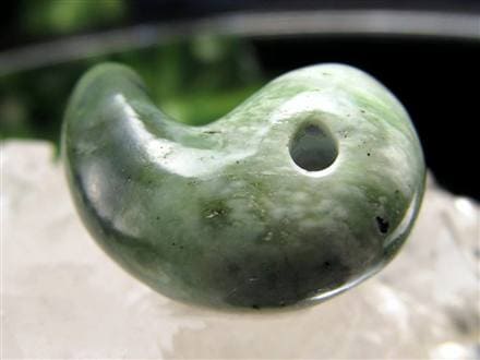 正規品】-日本銘石協会-◇伝説の翡翠再来！「日高翡翠」◇北海道が生ん