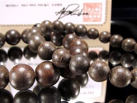 正規品】-世界銘木協会-◇香木の王「沈香」◇ワシントン条約保護下で守