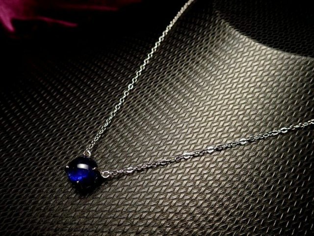☆超透明極上濃色ブルー！☆勝利を呼ぶ石☆サファイアネックレス  