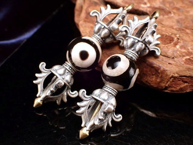 ◇天珠ヴァジュラ◇天珠×密教法具◇開運＆魔除けの良好な組み合わせ